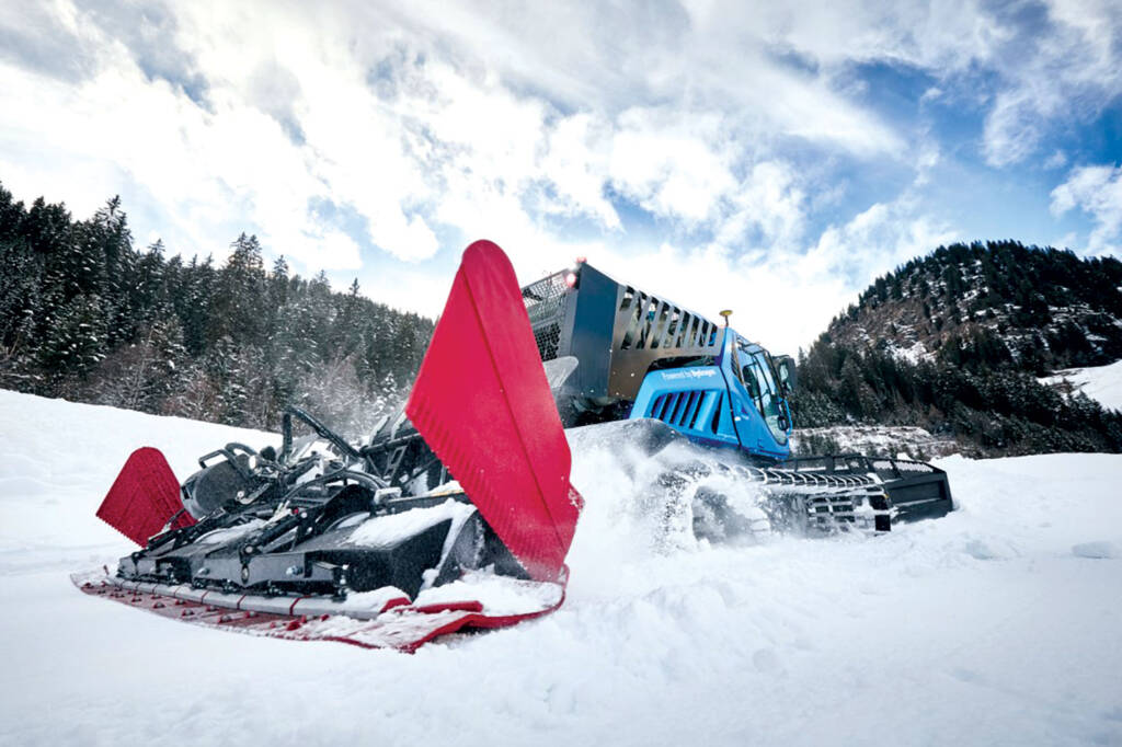 Photo of Prinoth’s Leitwolf h2Motion on mountain