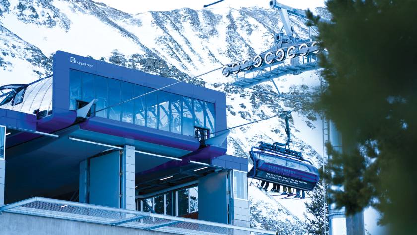 Ski lift bench entering terminal